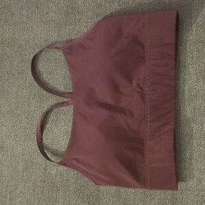 Athleta Women's Plum Sports Bra